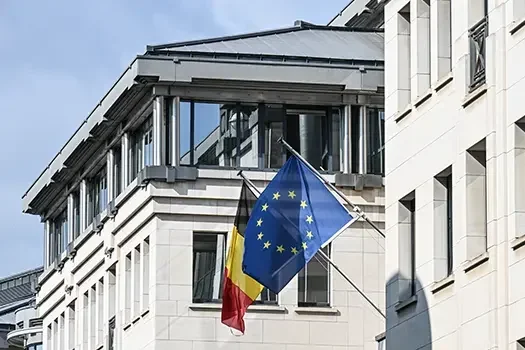 Enregistrement du temps de travail obligatoire en Belgique dès 2027 : notre guide récap