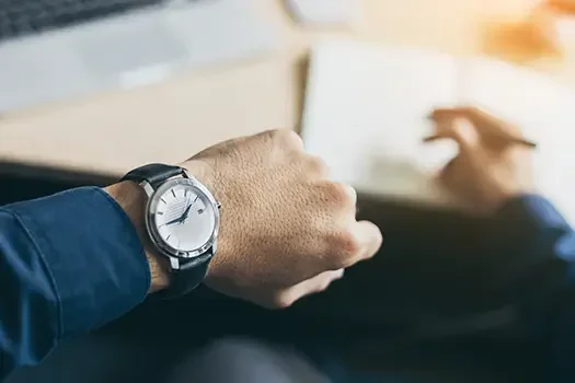 Registratie van arbeidstijd: een verplichting vanaf 2027 – Bent u er klaar voor?